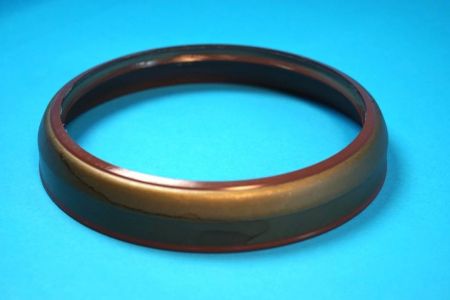 Shaft sealing ring 167x188/192.5x30/32 FKM BS2 SP alternating twist dph brown
