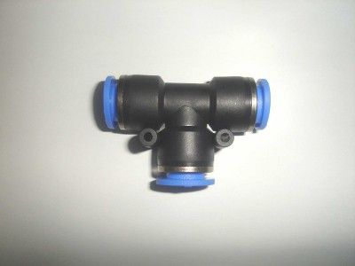 FITTING  T-SHAPED AUTOMATIC PLASTIC 4MM