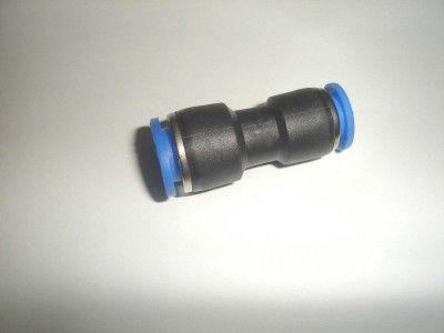 FITTING AUTOMATIC PLASTIC STRAIGHT 4MM