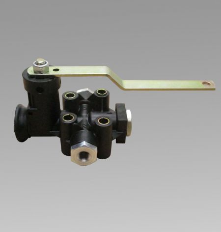 LEVELLING VALVE  EVOBUS PLASTIC